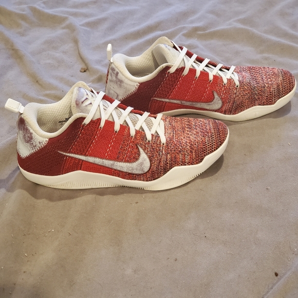Nike kobe 11 low 4kb "red horse" size 11 - Picture 2 of 5